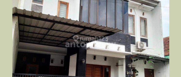 Rumah Jogja 2 Lantai Nitikan Lt 134 M2 SHM Imb 1