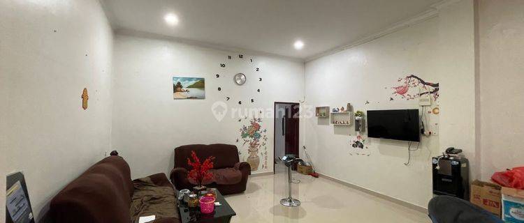 Ruko 3 lantai siap huni di tengah kota Jl. Delima 1