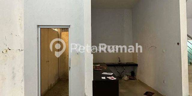 Dijual Disewakan Town House Jalan Stm Ujung Komp Green Park 1