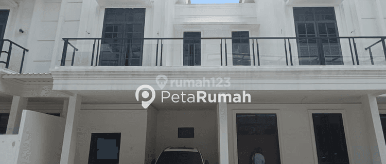 DIJUAL VILLA JALAN SETIA BUDI DALAM KOMPLEK REYHAN HAUS 1