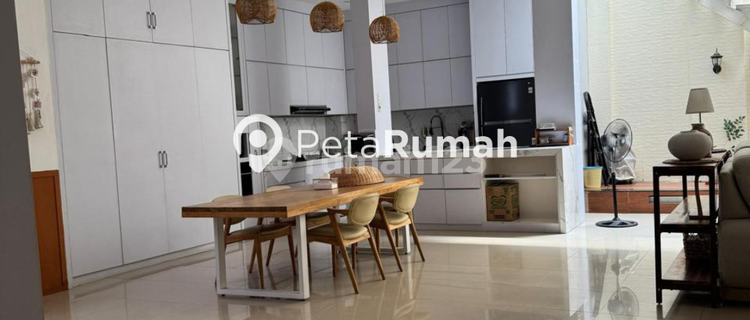 Dijual Villa Jalan Sunggal Komplek The Somerset Regency - Sunggal 1