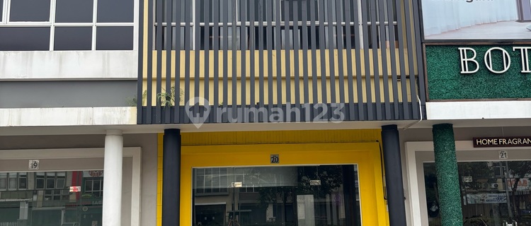 Ready to Occupancy, Shop House, 2 Floors, Flood-Free, Facing Main Road
