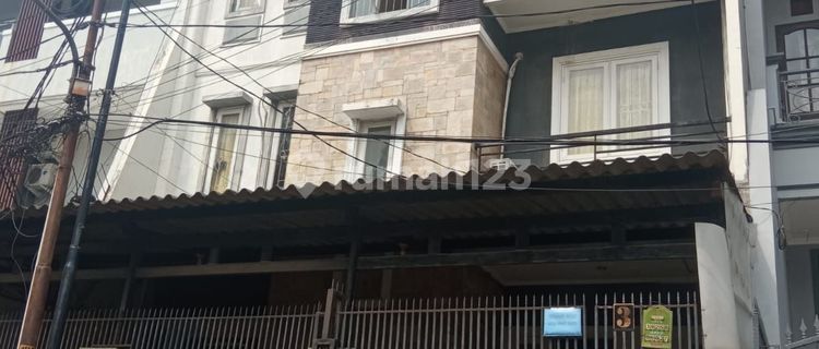 Tanjung Duren 4.5-story boarding house 39 rooms 1