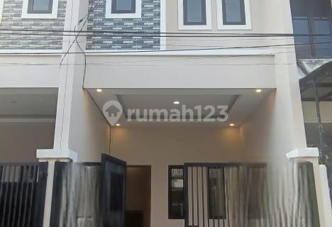 Rumah Tanjung Duren 3 Lantai Jalan 2 Mobil  1