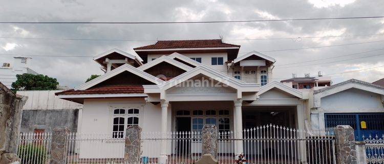 Rumah Dalam Kota Manado Disewakan 1