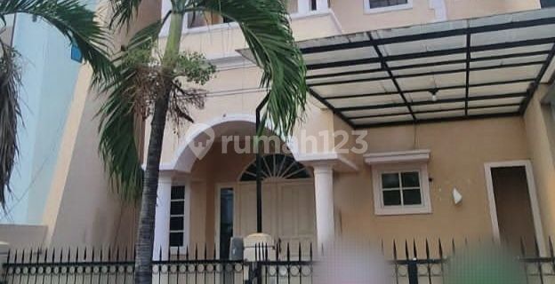 Permata Buana, Rarely Found Neat House 1