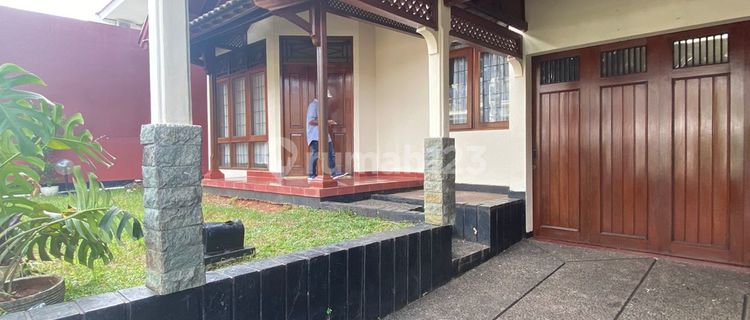 Rumah Pesona 3+1 Km Disewakan Strategis Asri Dibawah Harga 1