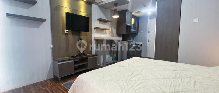 Altiz Nice Ready-to-Occupy Apartment in Bintaro Jaya 1