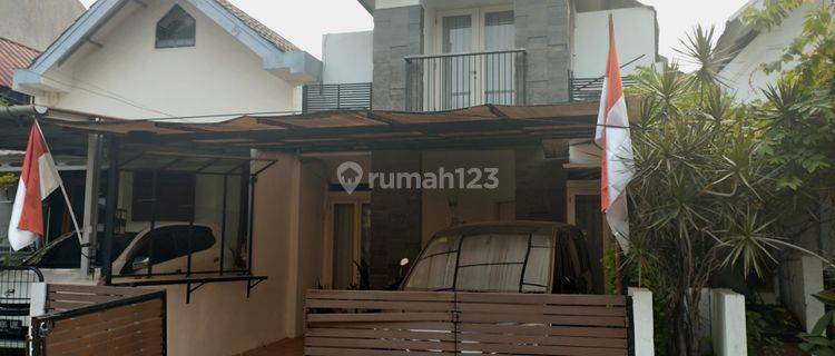 Rumah 2 Lantai Bagus Siap Huni di Villa Bintaro.,pondok Aren, Lnk 1