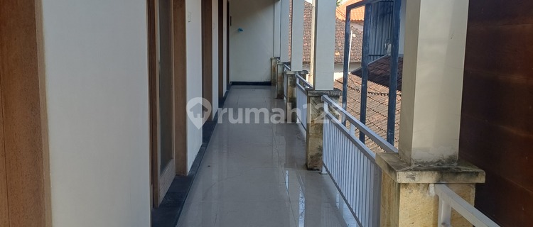 5 bedroom guest house.rented out.entire property. 1