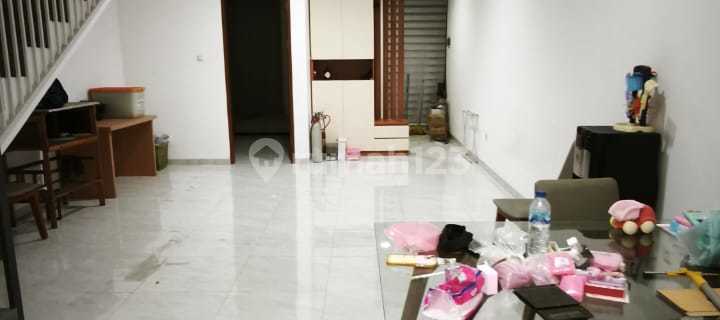 Jual Rumah di Mekar Wangi Siap Huni Lingkungan Nyaman 1