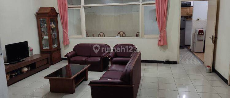 Disewakan Rumah tengah kota siap huni full furnished  1
