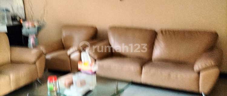 Rumah 2 Lantai Siap Huni Lokasi Taman Kopo Indah 1