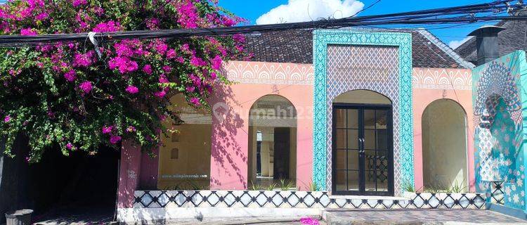 NICE & PRETTY SHOP IN CANGGU / BERAWA READY TO USE 1