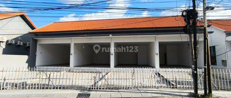 SHOP COMPLEX / COMMERCIAL SPACE / KIOSK IN BERAWA AREA CANGGU 1