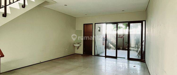 Rumah Minimalis Semi Furnished Akses Luas (fh) 1