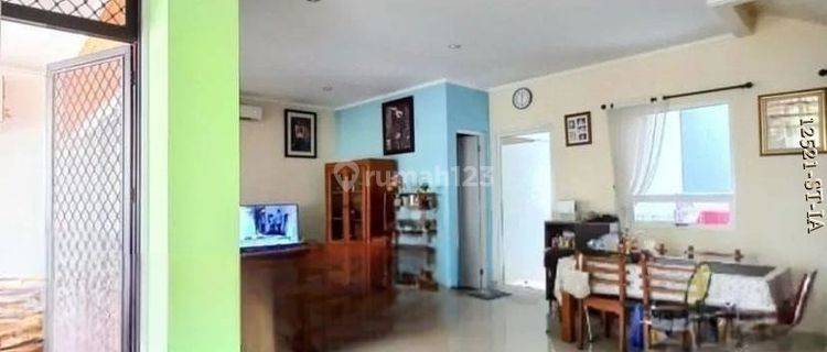 Rumah Posisi Hook  Renovated Dalam Cluster Discovery 1