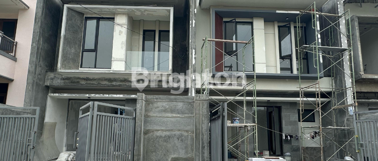 RUMAH BARU MINIMALIS 2 LANTAI SIAP HUNI DARMO PERMAI DEKAT PUSAT KOTA DAN PAKUWON MALL 1