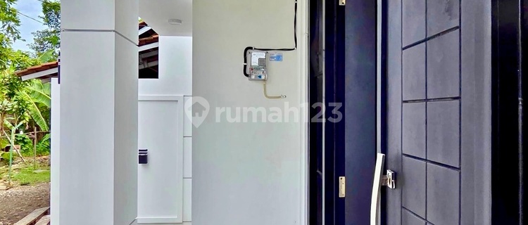 For Sale Cheap New Building House in Palebon Semarang 1