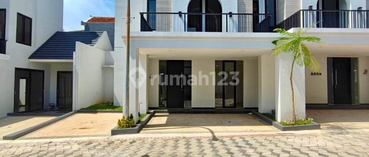 De Villa Telagabodas Rumah Mewah Dekat Akpol Semarang 1