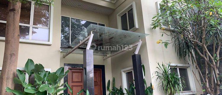 Rumah Asri Siap Huni Dalam Komplex Elit Simprug Golf 1