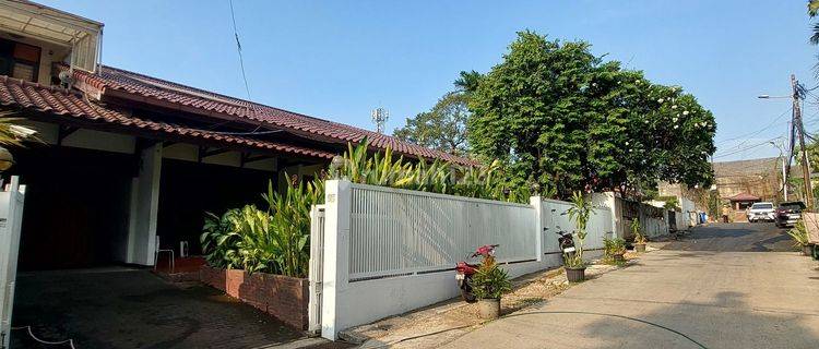 Rumah Asri Siap Huni Lingkungan Elit Jalan Lebar Bangka Kemang 1