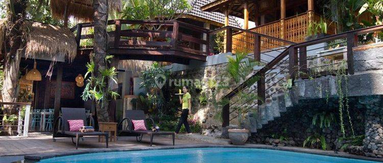 Brand New Joglo Villa With Beautiful Jungle View In Ubud 1