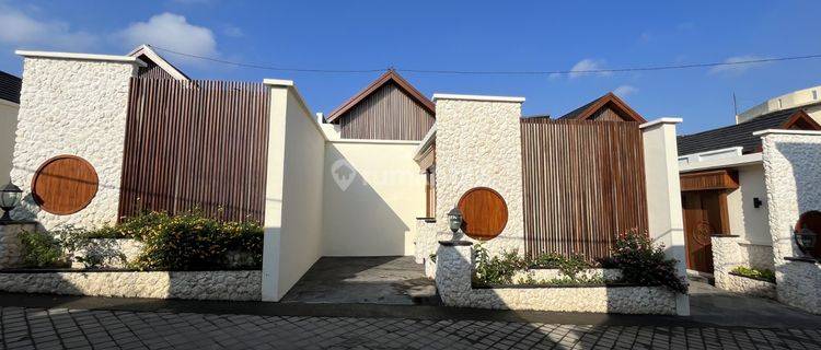 Tropical Villa di Buduk Canggu 1