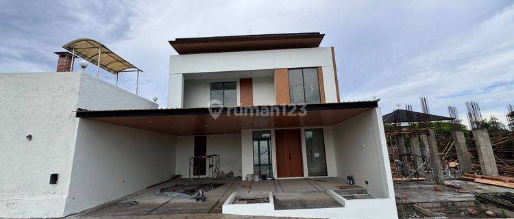 LUXURY VILLA WITH SPACIOUS BACKYARD IN UMALAS 1