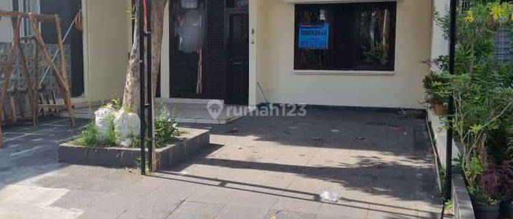 Rumah Bersih Dan Terawat 2 Lantai di Alam Sutera Tangerang Selatan 1