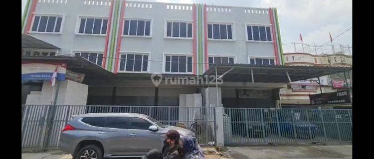 Ruko di Kresek, Duri Kosambi Jakarta Barat Bagus Pinggir Jalan Lokasi Strategis uk 4x20 Minimal 2 tahun 1