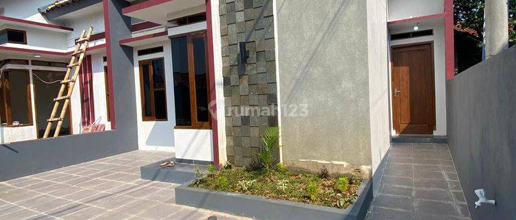 Rumah Asri Siap Huni Dekat Ke Stasiun Depok Dan Tol Sawangan 1