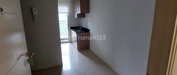 Dijual Apartemen Madison Park Lantai Sedang 1