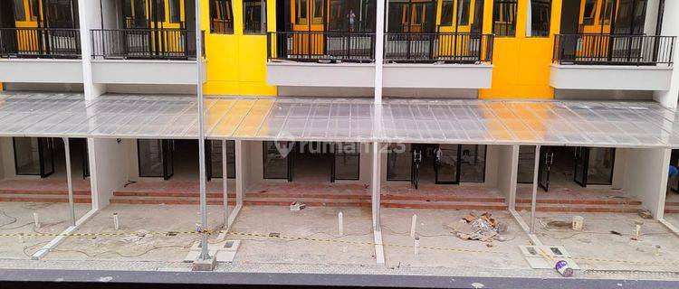 Dijual cepet. Ruko sedayu city kelapa gading. Cocok untuk invest siap untung. suda ada penyewa.Bilamana mau di pakai pun siap keluar penyewanya. 1