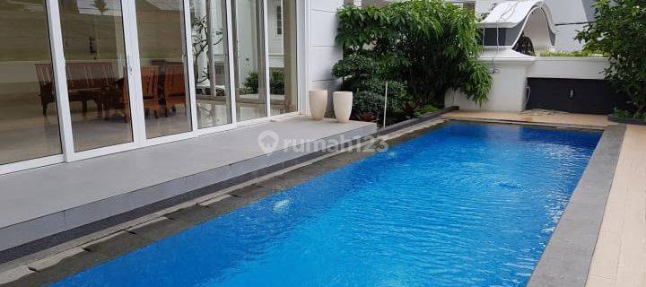 For Rent American Classic Townhouse in Ampera, Kemang 1