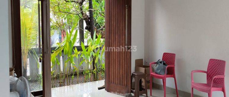 Rumah Modern Ready Unit Lokasi Premium Area Seminyak 1