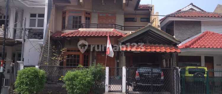 2-Story House on Jl Kelapa Sawit Raya, Kelapa Gading, North Jakarta 1