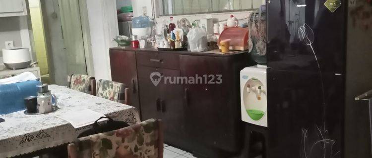 Rumah Klasik Luas di Sekitaran Gedung Sate 1