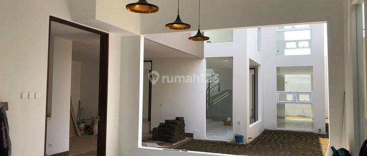 Dijual Rumah Baru 2 Lantai Di Setiabudi Regency  1