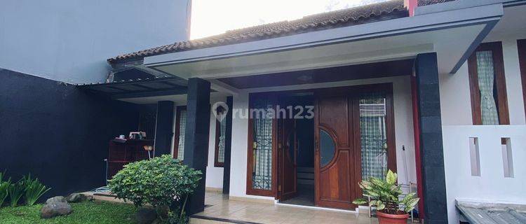 Dijual Cepat Rumah Terawat Bagus Komplek Di Setra Duta Bandung 1