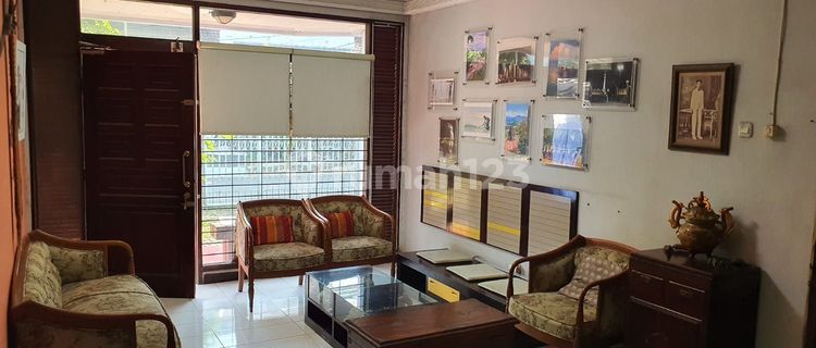 Rarely Available Affordable Well-Maintained House in Babakan Jeruk Near Pasteur 1