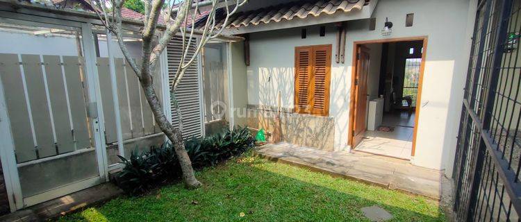 Dijual Rumah 3 Lantai Di Sayap Dago  Murah  1