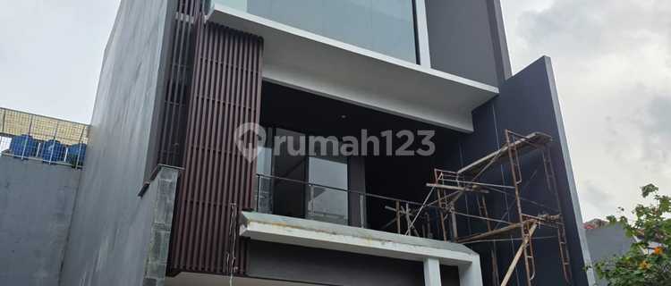 Rumah Baru Permata Buana 8X18 M 4 Lantai Bagus Jakbar 1