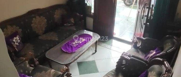 Strategis Dekat Merr Rumah 2 Lantai Ploso Timur Siap Huni 1