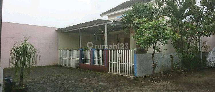 Rumah 1lt 2kt 1km Unfurnish Hadap Utara Akses Mobil Dekat Toll 1