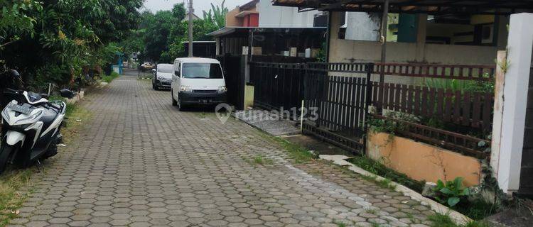 RUMAH MANYARAN SEMARANG BARAT 1