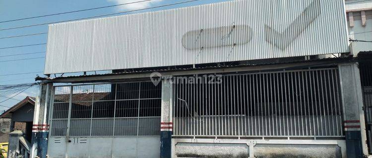 DISEWAKAN RUKO ATAU GUDANG TEMPAT USAHA DI JALAN RAYA KEDUNGMUNDU SEMARANG 1