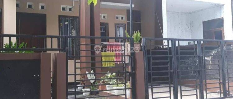 DIJUAL MURAH RUMAH DALAM PERUM CANDI KALASAN MANYARAN DEKAT GERBANG TOL 1