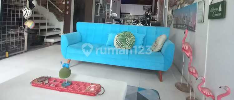 House in Gayamsari Supriyadi Housing Cluster, Semarang 1