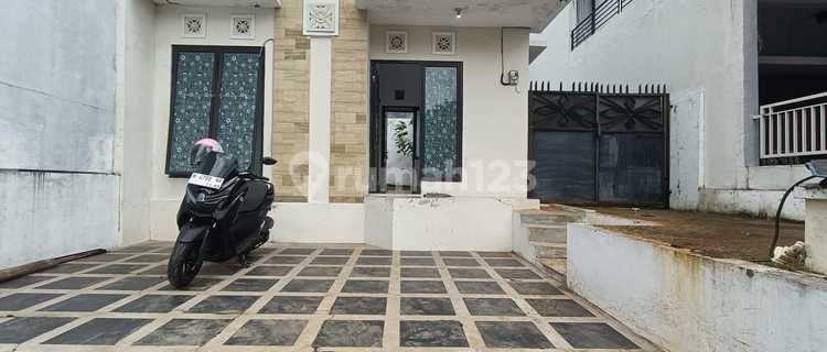 Dijual Rumah Bergaya Rumah Bali Di Bale Nirvana Ngalian Dekat Bsb City 1